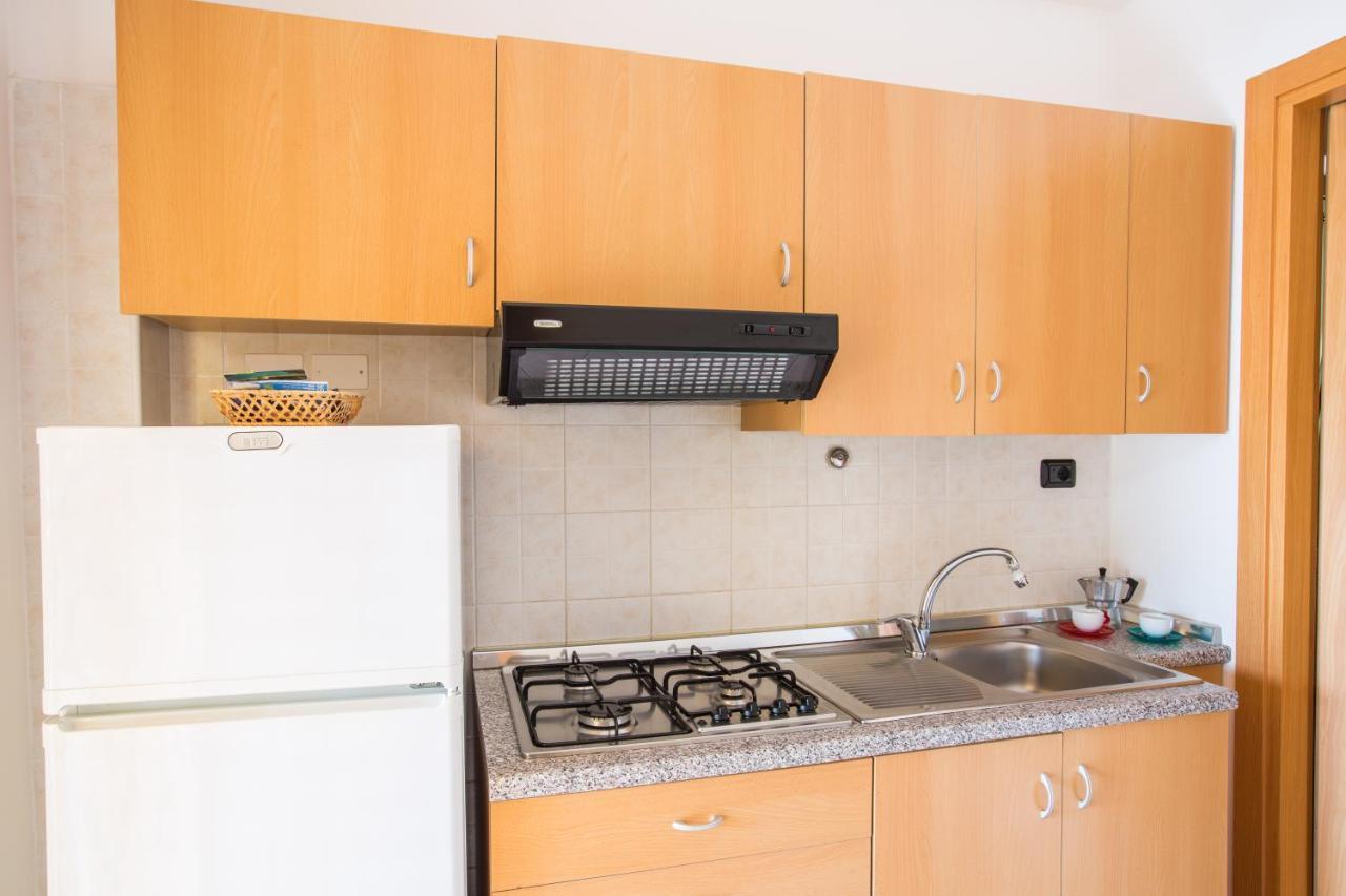 One Love Apartments Lupetto Luaran gambar