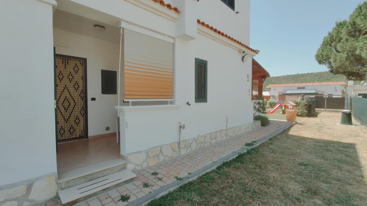 One Love Apartments Lupetto Luaran gambar