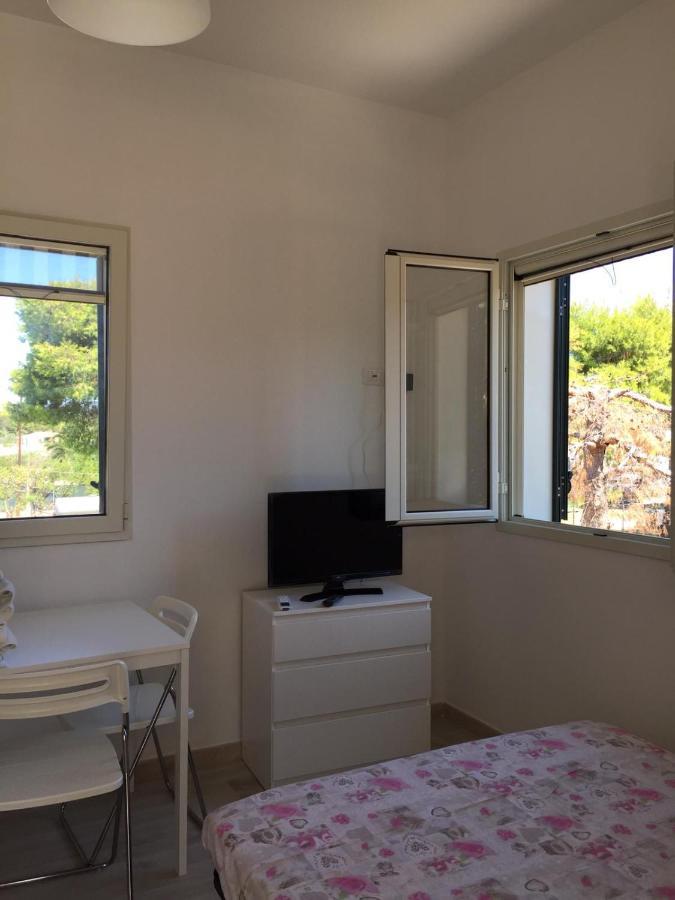 One Love Apartments Lupetto Luaran gambar